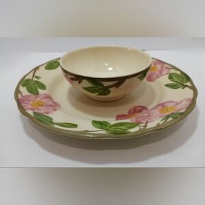 Johnson Bros Franciscan 'Dersert Rose' 1995 Plate and Bowl Set